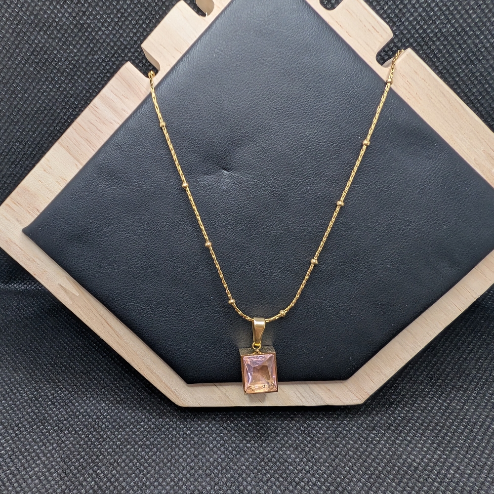 Elegant Gold Necklace with Pink Pendant 18K Gold Plated Stainless Steel. New.